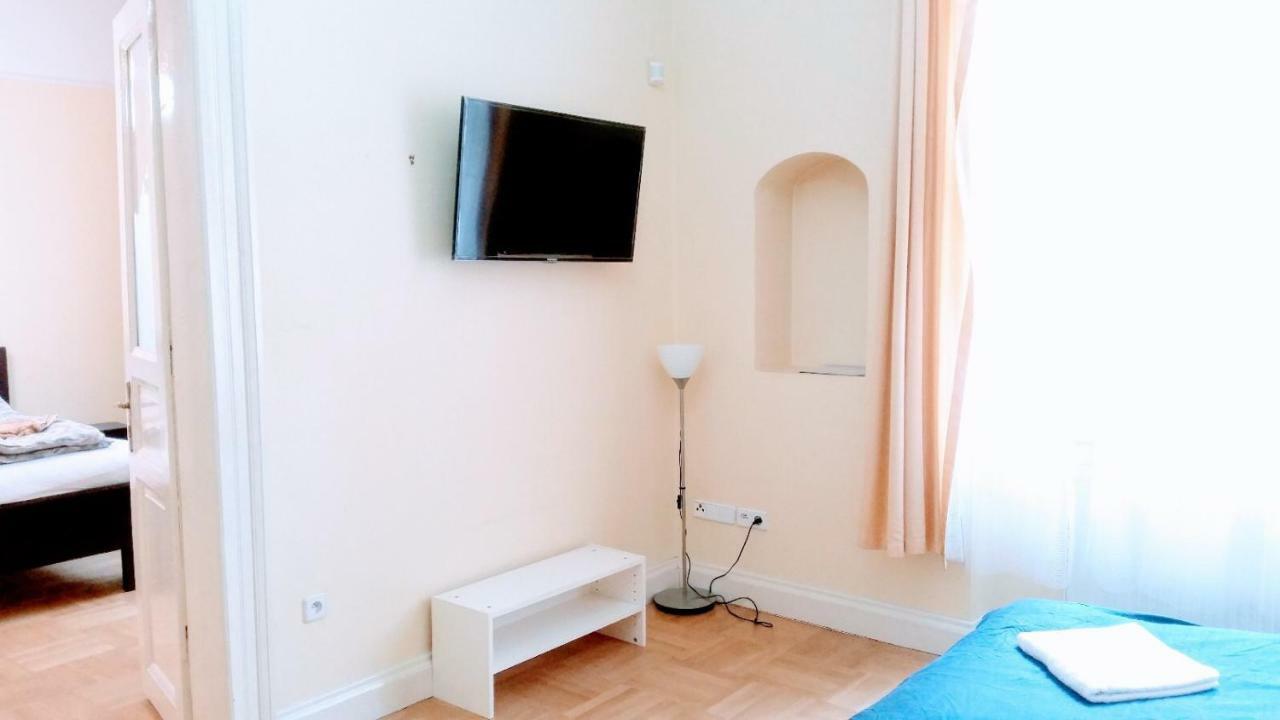 Historic Centre-Spacious Apartment Prag Eksteriør billede